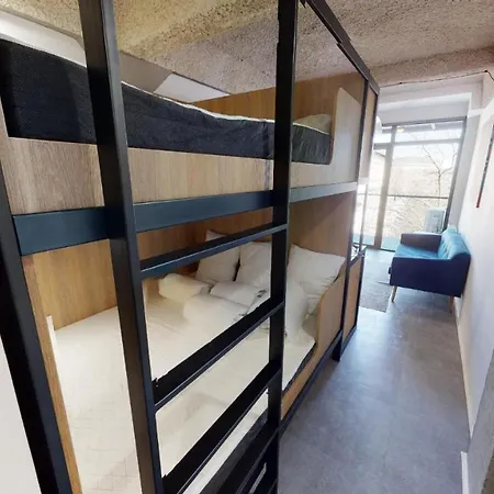 Apartment In 3 *