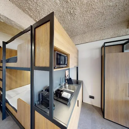 In 3 Apartment *